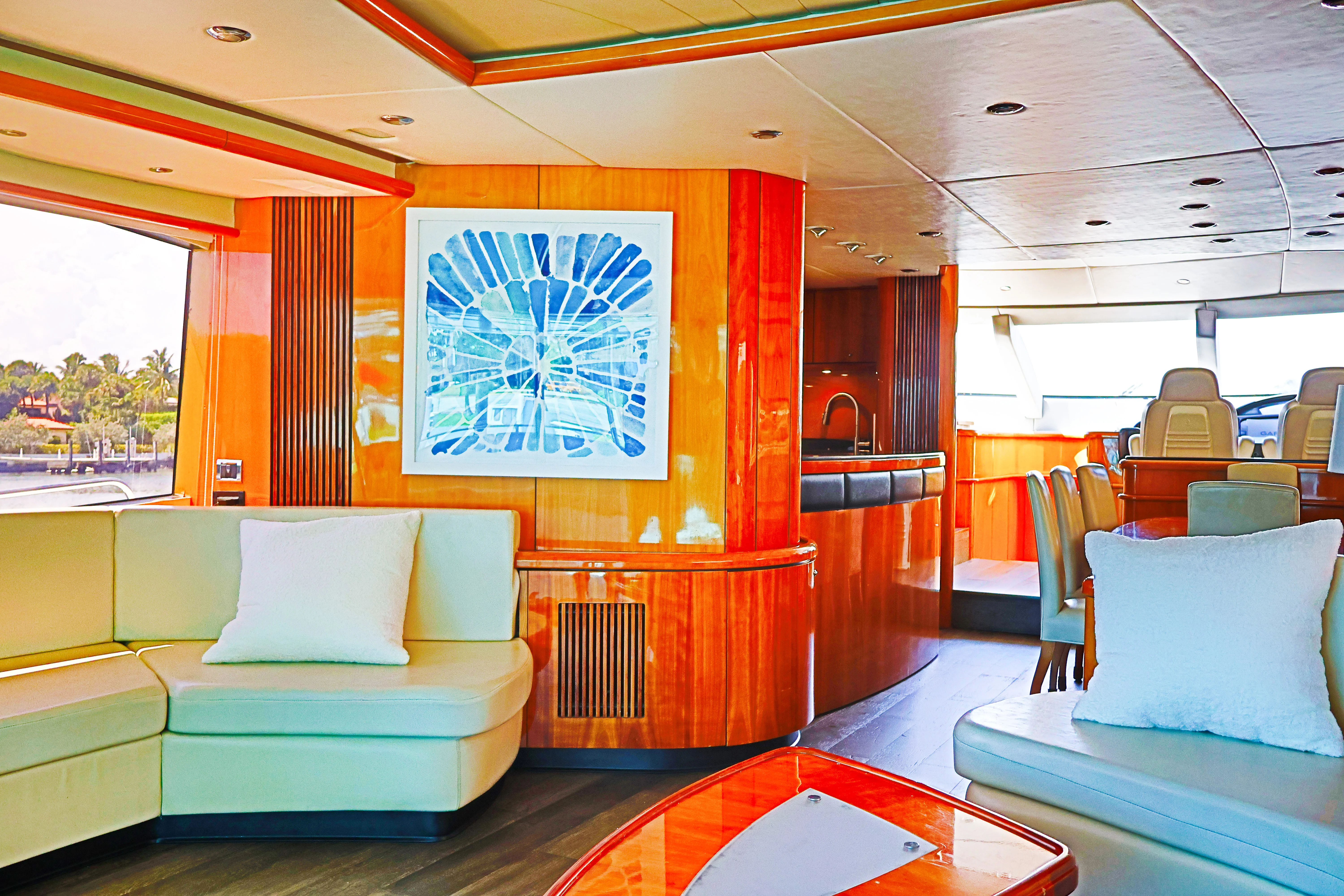 90ft Sunseeker Deep Blue salon lounge